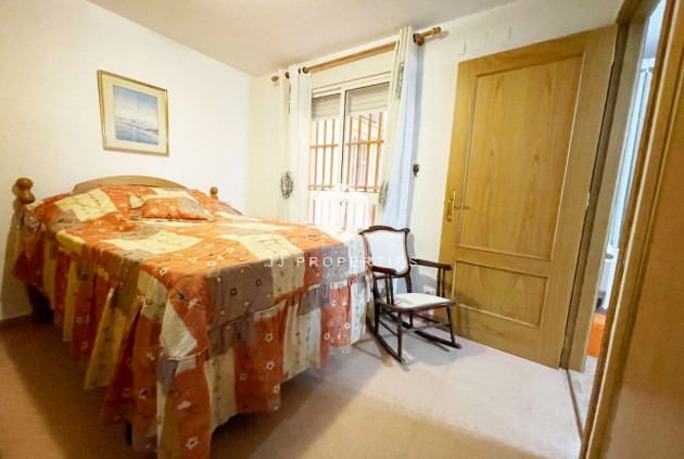 Segunda mano - Apartamento / piso -
Guardamar del Segura - Playa