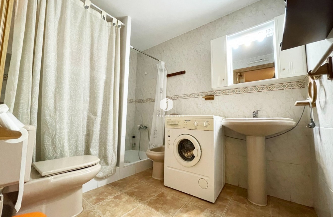 Segunda mano - Apartamento / piso -
Guardamar del Segura - Playa