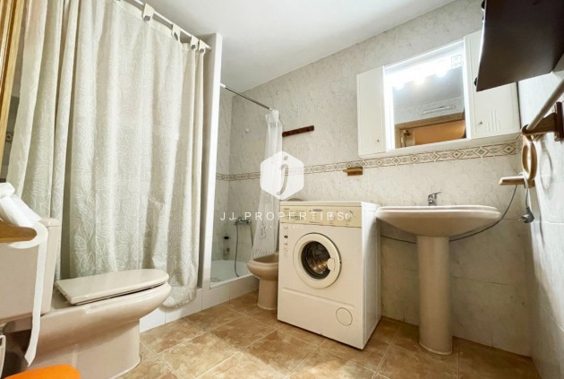 Segunda mano - Apartamento / piso -
Guardamar del Segura - Playa