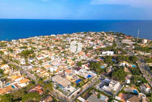 D'occasion - Villa -
Cabo Roig - Costa Blanca