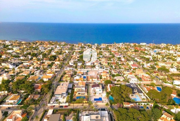 D'occasion - Villa -
Cabo Roig - Costa Blanca