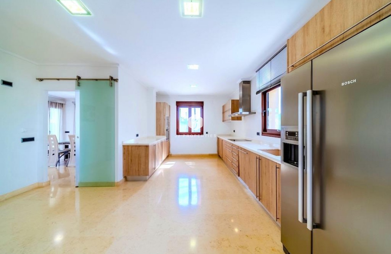 D'occasion - Villa -
Cabo Roig - Costa Blanca