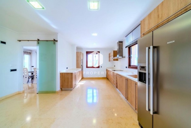 D'occasion - Villa -
Cabo Roig - Costa Blanca