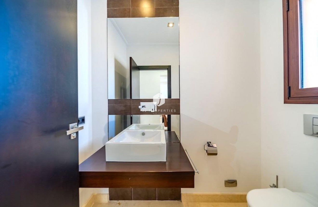 D'occasion - Villa -
Cabo Roig - Costa Blanca