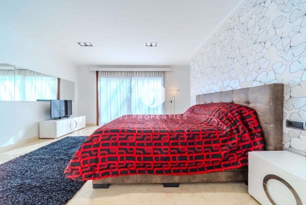 D'occasion - Villa -
Cabo Roig - Costa Blanca