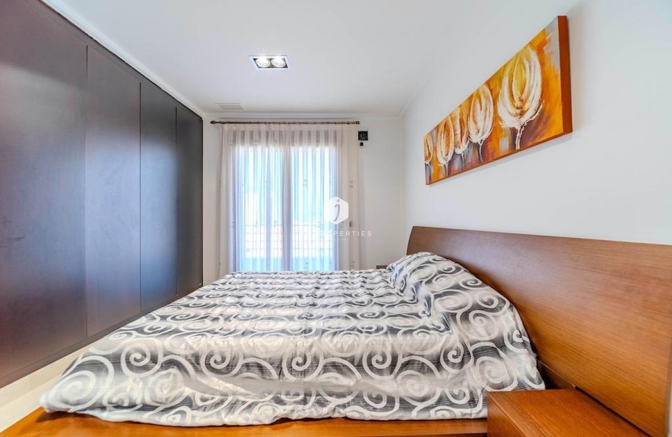 D'occasion - Villa -
Cabo Roig - Costa Blanca