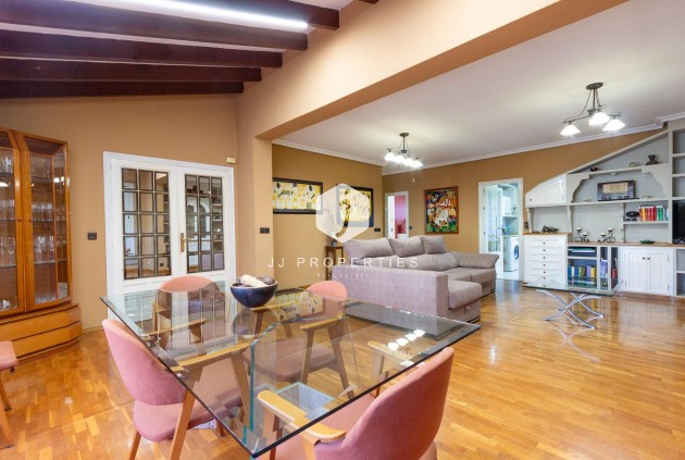 Segunda mano - Villa -
Torrevieja - Los Balcones