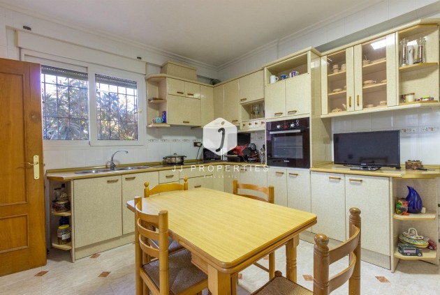 Segunda mano - Villa -
Torrevieja - Los Balcones