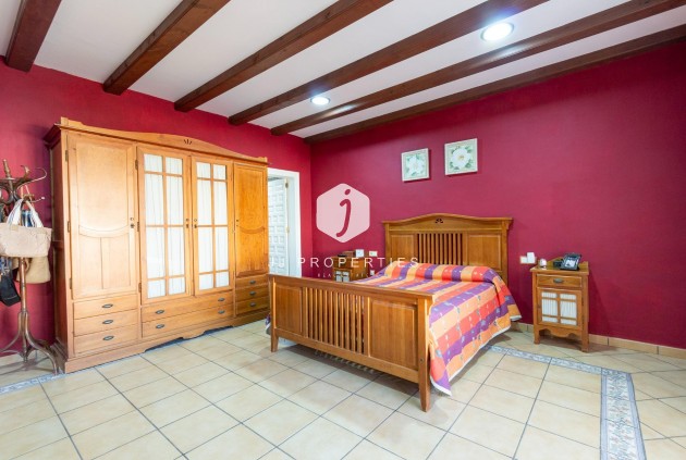 Segunda mano - Villa -
Torrevieja - Los Balcones