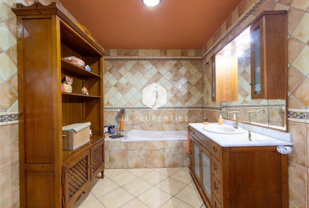 Segunda mano - Villa -
Torrevieja - Los Balcones