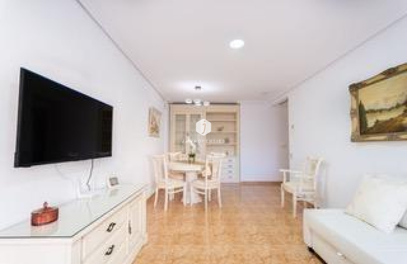 Segunda mano - Apartamento / piso -
Torrevieja - Playa del Cura