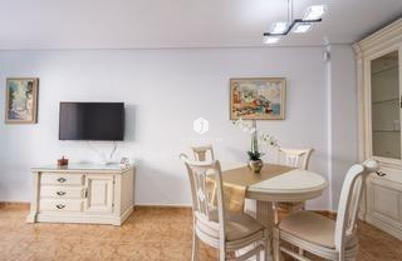 Segunda mano - Apartamento / piso -
Torrevieja - Playa del Cura