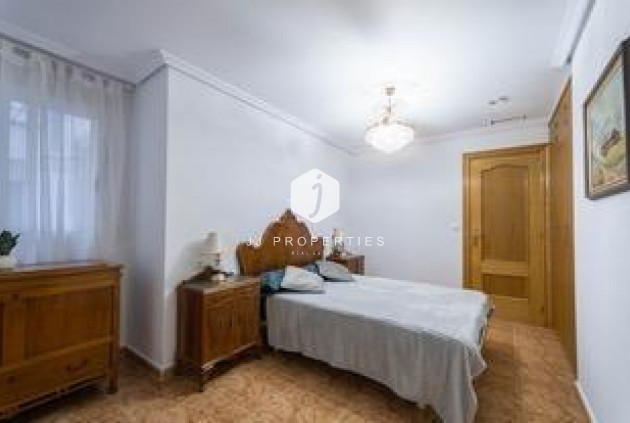 Segunda mano - Apartamento / piso -
Torrevieja - Playa del Cura