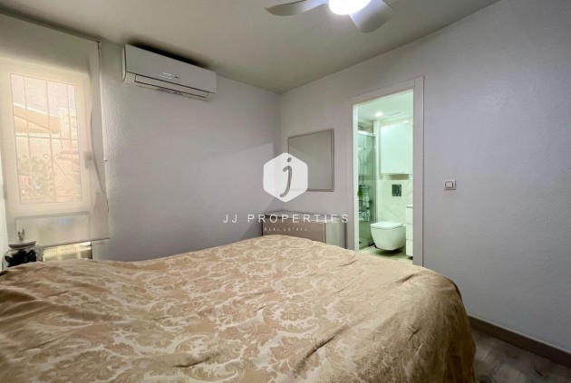 D'occasion - Appartement -
Torrevieja - Costa Blanca