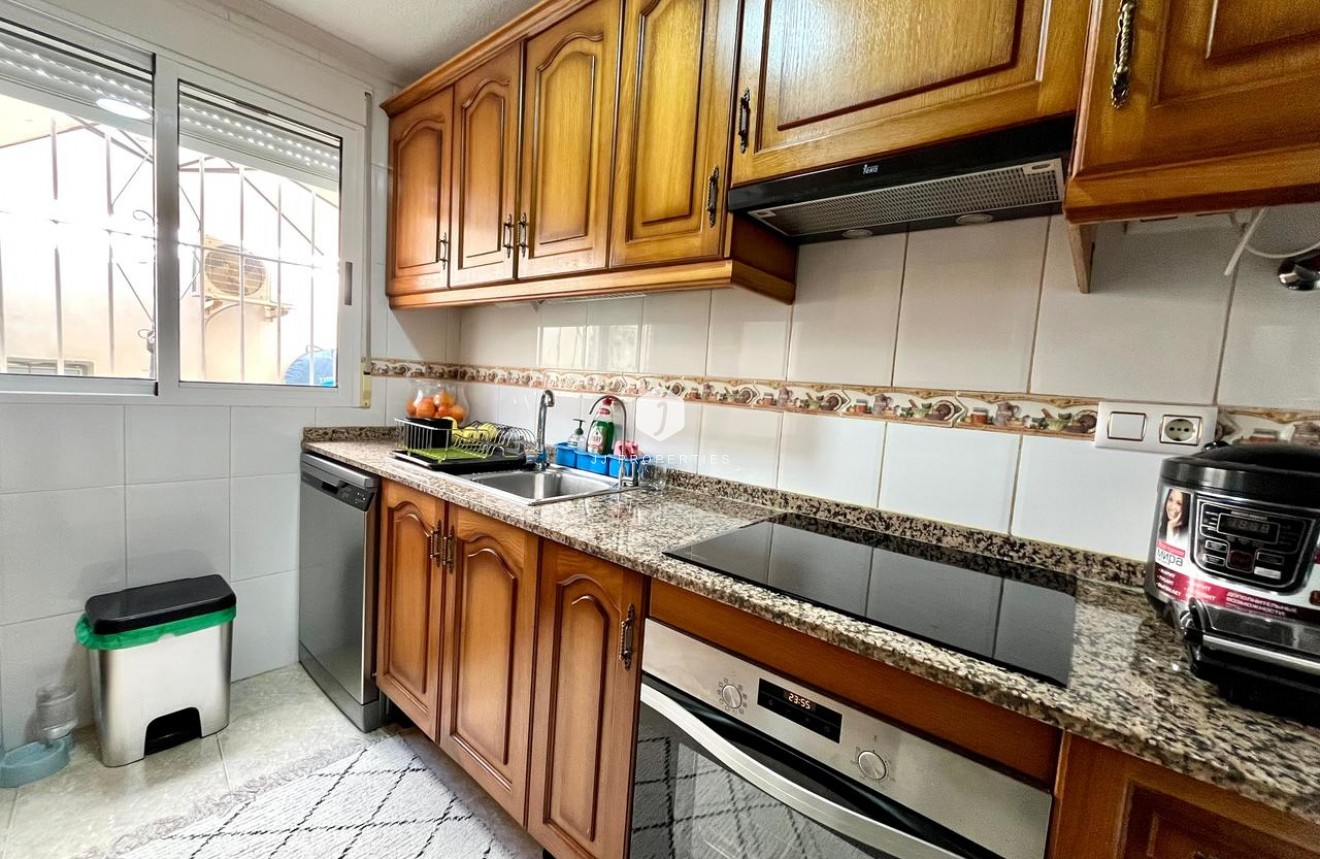 D'occasion - Appartement -
Torrevieja - Costa Blanca