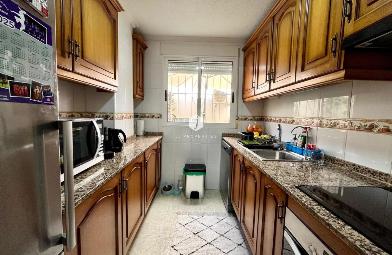 D'occasion - Appartement -
Torrevieja - Costa Blanca