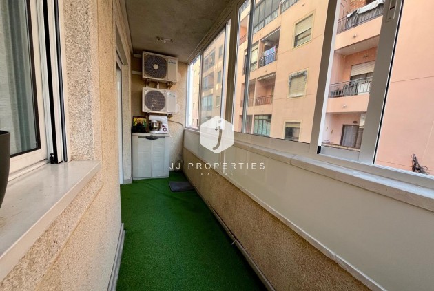 D'occasion - Appartement -
Torrevieja - Costa Blanca