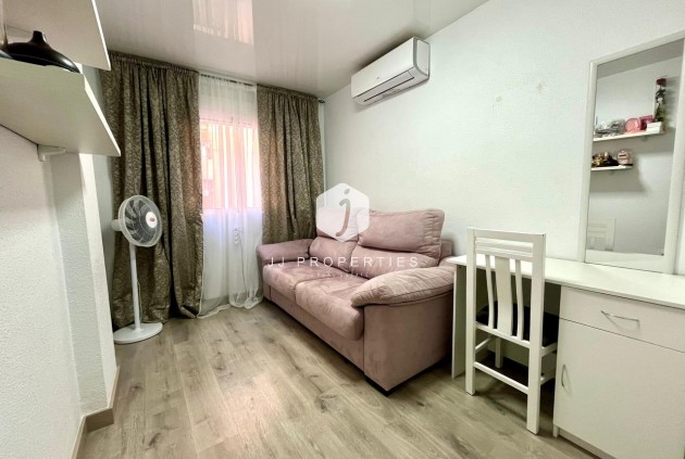 D'occasion - Appartement -
Torrevieja - Costa Blanca