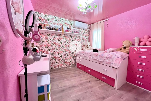 D'occasion - Appartement -
Torrevieja - Costa Blanca