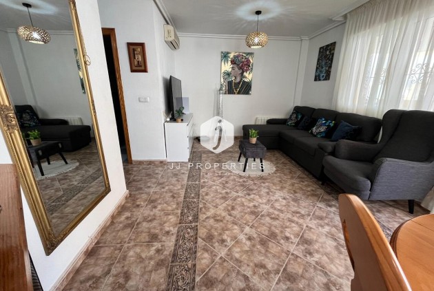 Segunda mano - Ático -
Torrevieja - La Florida