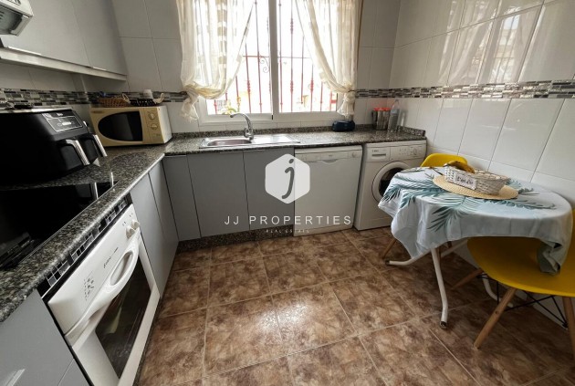 Segunda mano - Ático -
Torrevieja - La Florida