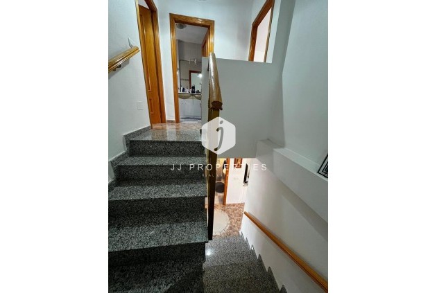 Segunda mano - Ático -
Torrevieja - La Florida