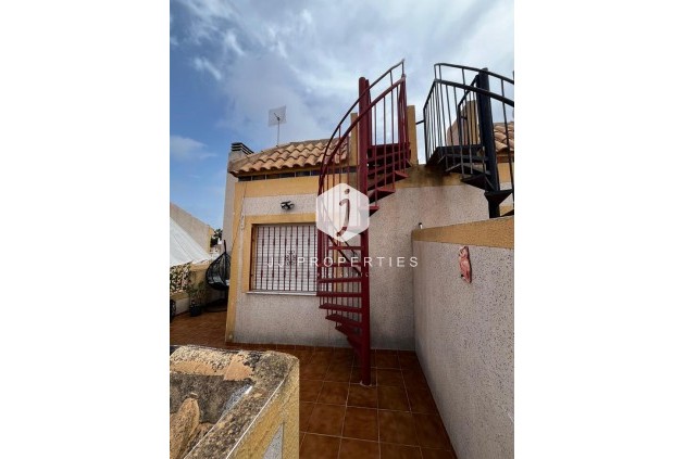 Segunda mano - Ático -
Torrevieja - La Florida