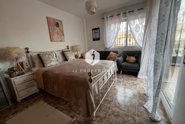 Segunda mano - Ático -
Torrevieja - La Florida