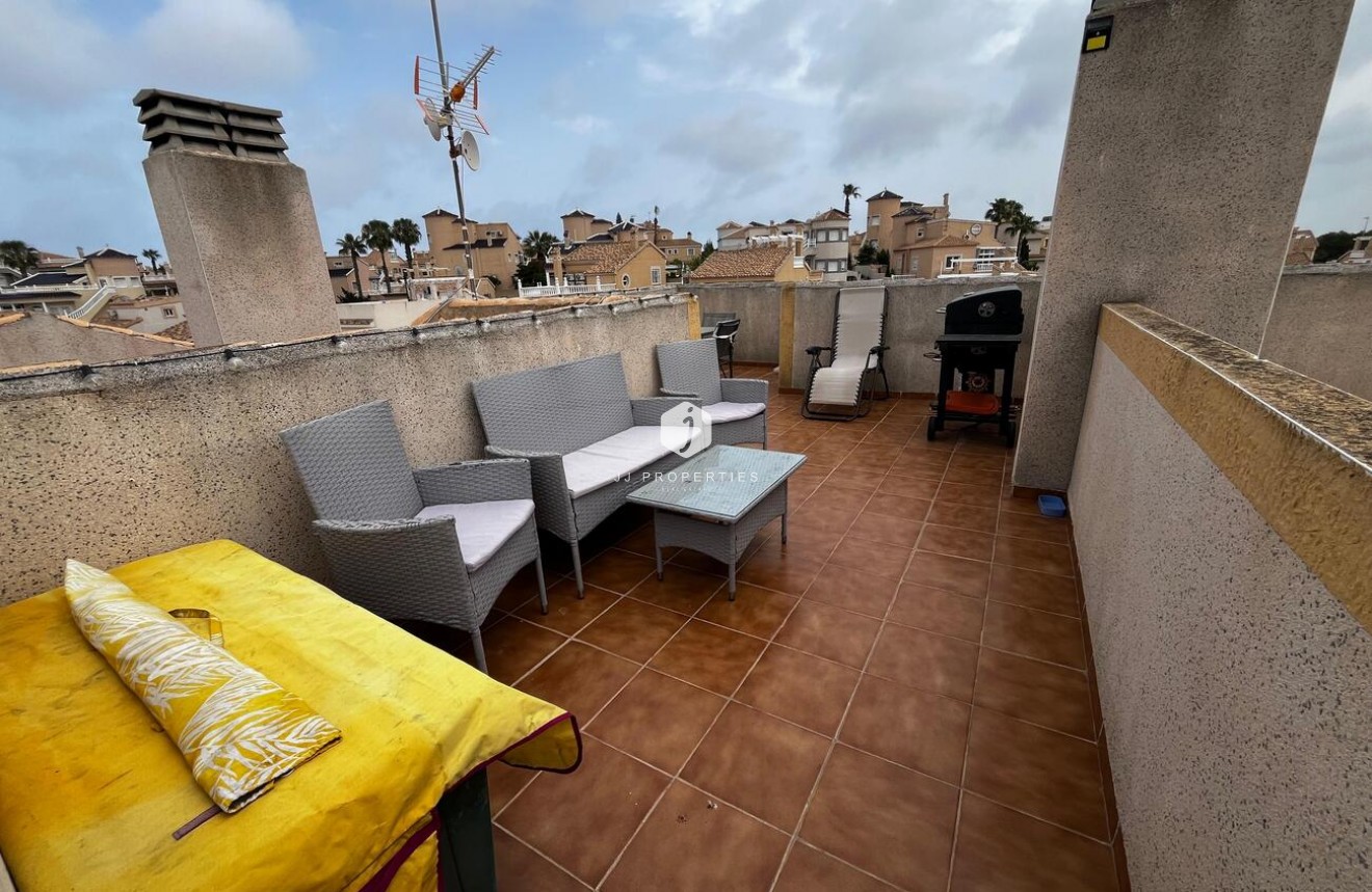 Segunda mano - Ático -
Torrevieja - La Florida