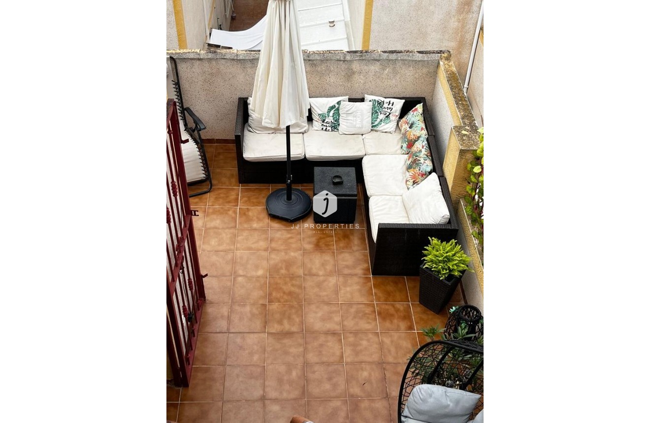 Segunda mano - Ático -
Torrevieja - La Florida