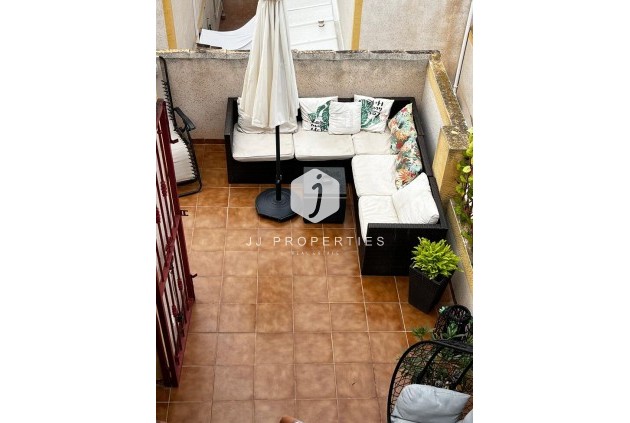 Segunda mano - Ático -
Torrevieja - La Florida