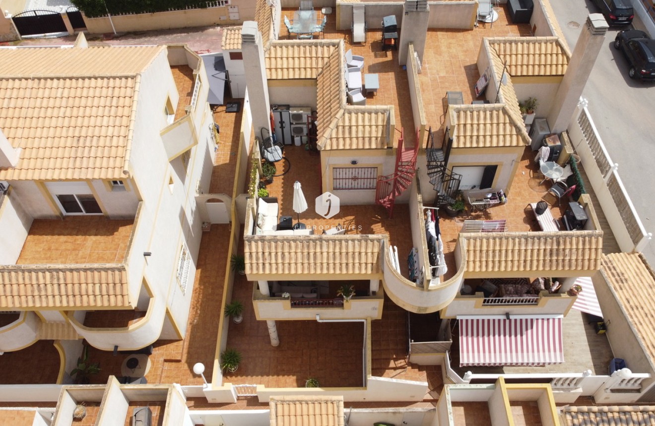 Segunda mano - Ático -
Torrevieja - La Florida