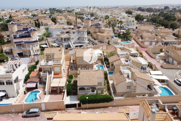 Segunda mano - Ático -
Torrevieja - La Florida