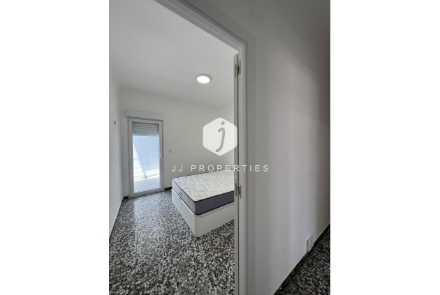 Tweedehands - Chalet -
Torrevieja - Centro