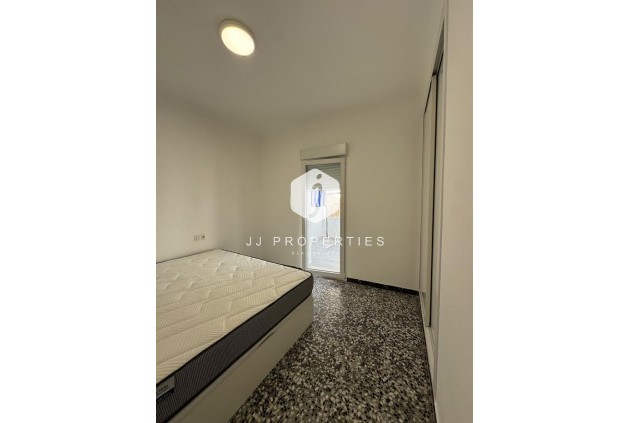 Tweedehands - Chalet -
Torrevieja - Centro