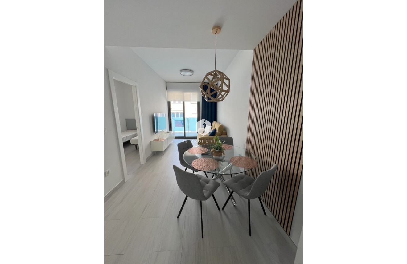 Segunda mano - Apartamento / piso -
Torrevieja - Playa del Cura