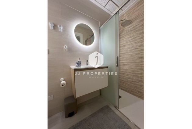 Segunda mano - Apartamento / piso -
Torrevieja - Playa del Cura