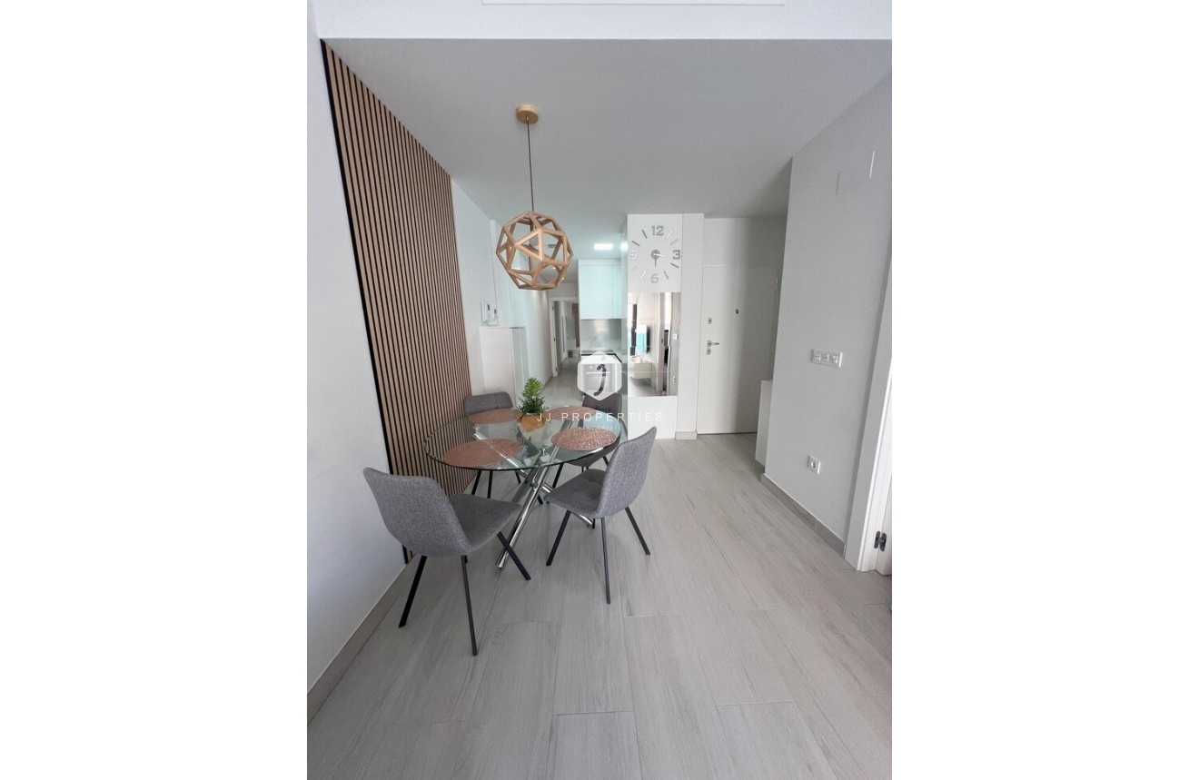 Segunda mano - Apartamento / piso -
Torrevieja - Playa del Cura