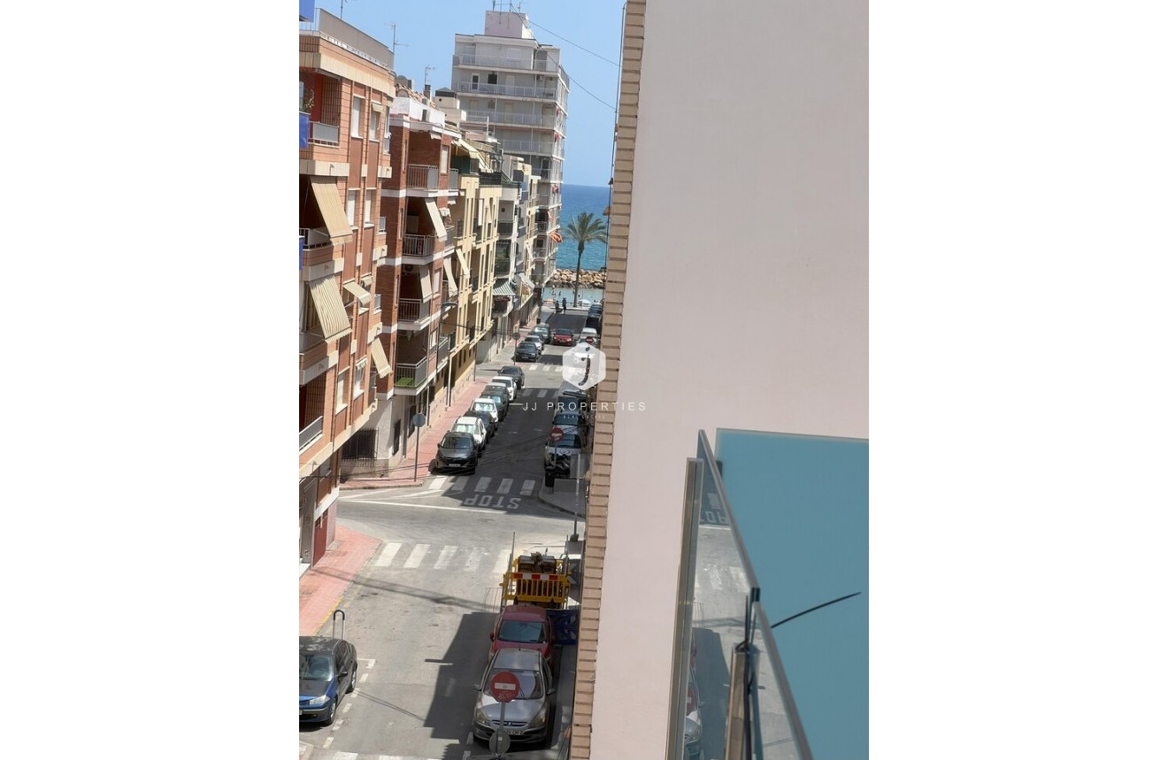 Segunda mano - Apartamento / piso -
Torrevieja - Playa del Cura