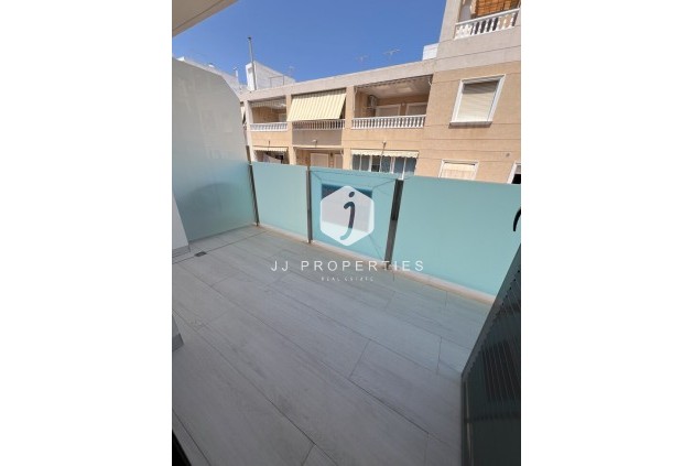 Segunda mano - Apartamento / piso -
Torrevieja - Playa del Cura