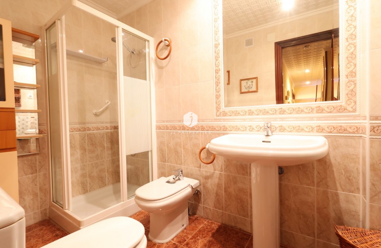 Segunda mano - Apartamento / piso -
Torrevieja - Costa Blanca