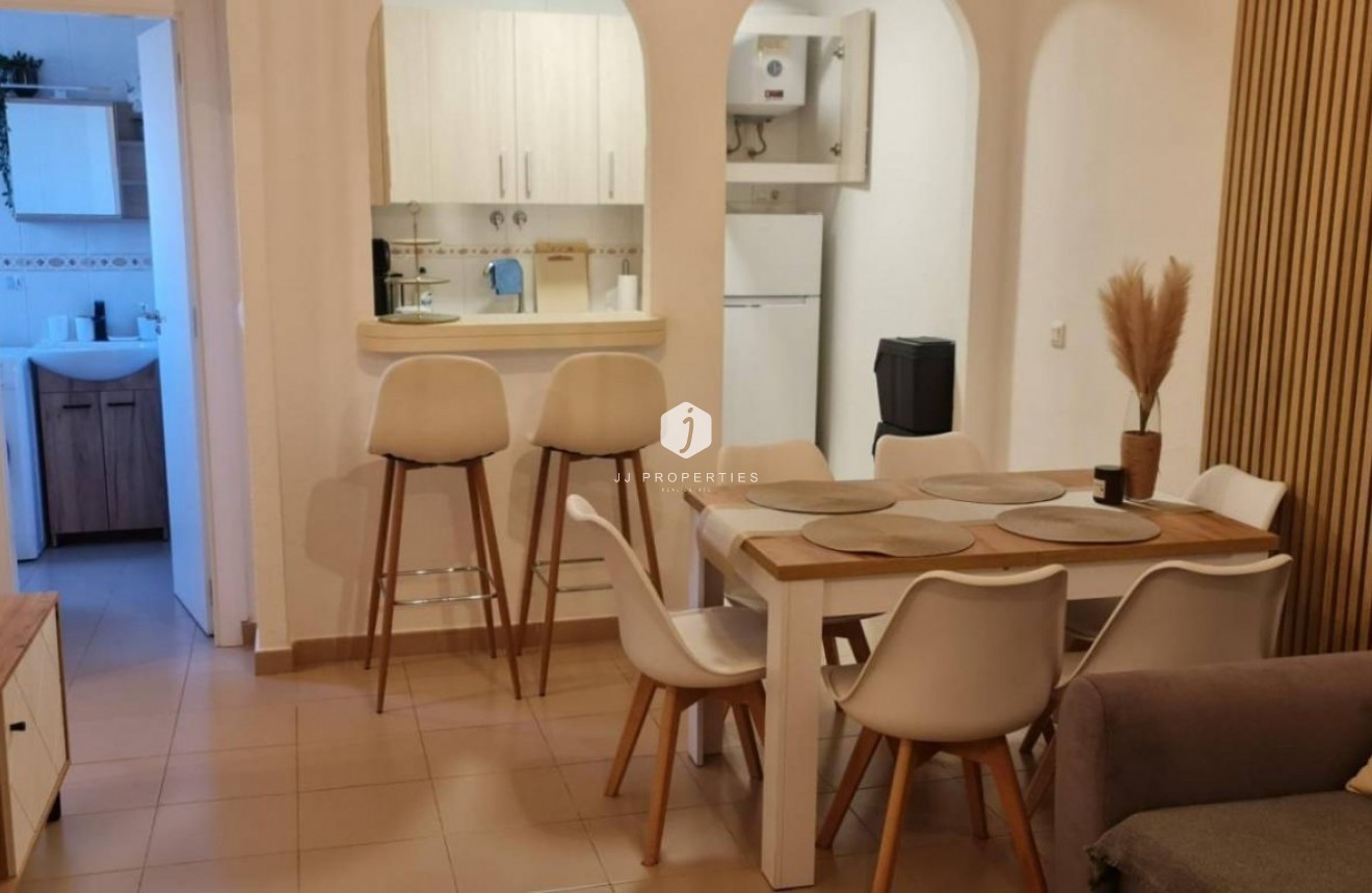 Segunda mano - Apartamento / piso -
Playa De Los Naufragos - Costa Blanca