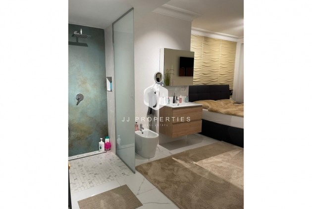 Segunda mano - Apartamento / piso -
Torrevieja - Costa Blanca