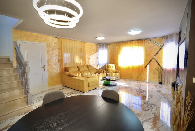 Segunda mano - Villa -
San Miguel de Salinas - Inland