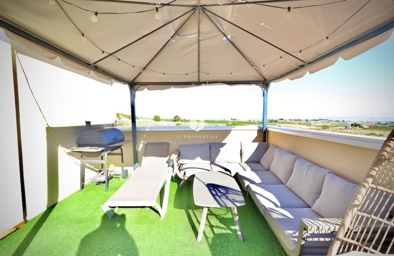 Segunda mano - Villa -
San Miguel de Salinas - Inland