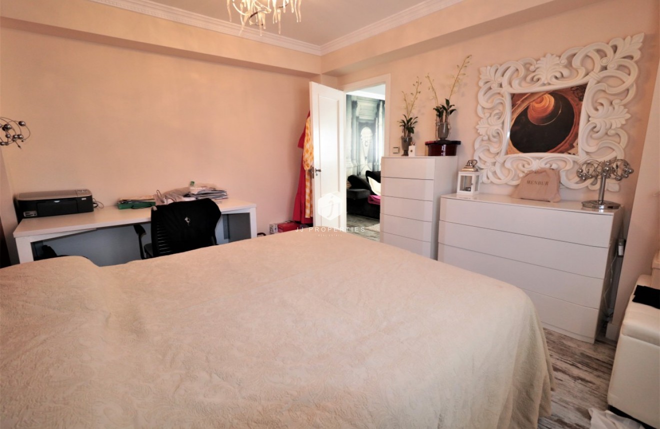 D'occasion - Attique -
Torrevieja - Costa Blanca