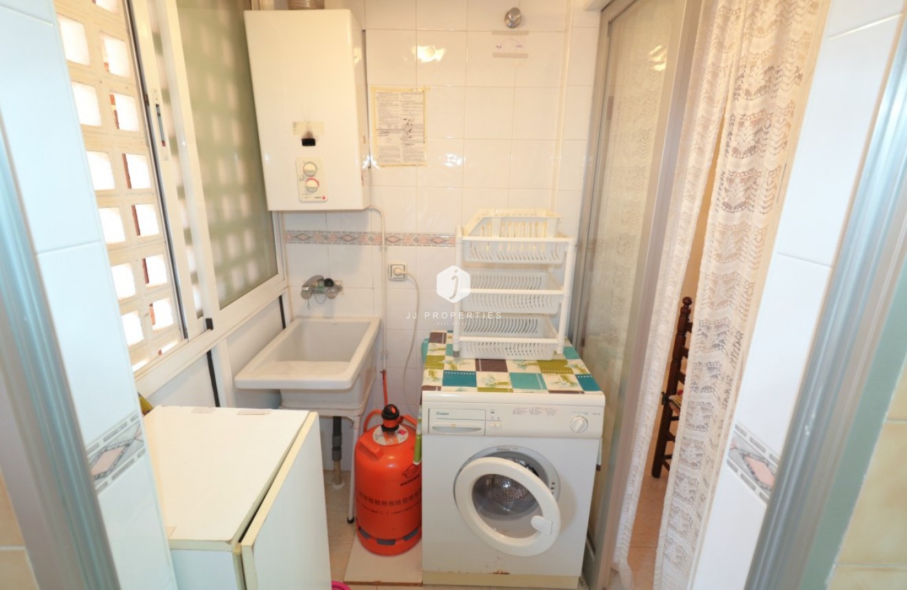 Z drugiej ręki - Mieszkanie w bloku -
Playa Del Acequion - Costa Blanca