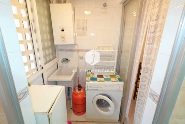 Z drugiej ręki - Mieszkanie w bloku -
Playa Del Acequion - Costa Blanca