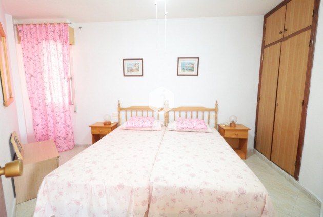 Z drugiej ręki - Mieszkanie w bloku -
Playa Del Acequion - Costa Blanca