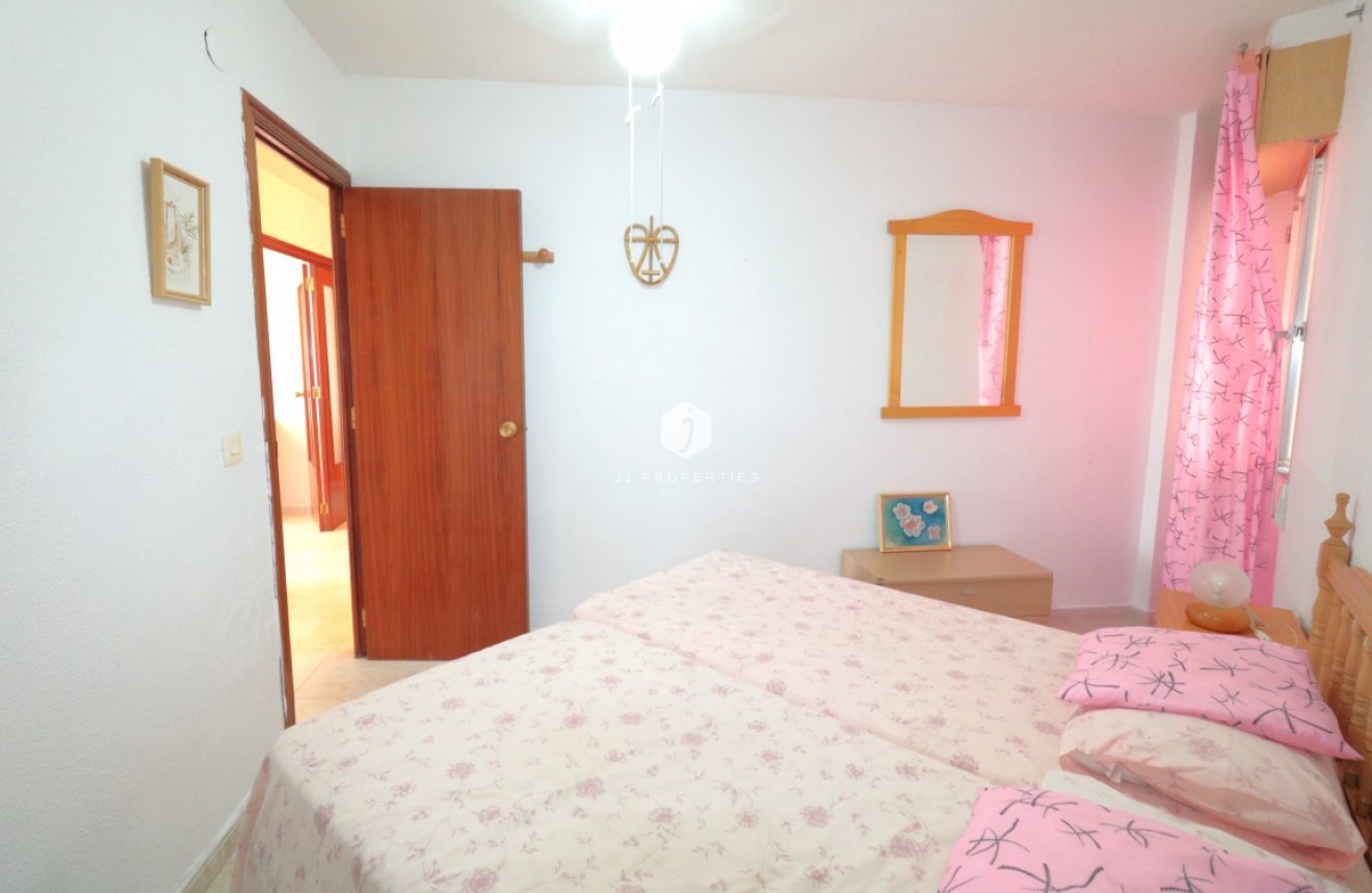 Z drugiej ręki - Mieszkanie w bloku -
Playa Del Acequion - Costa Blanca